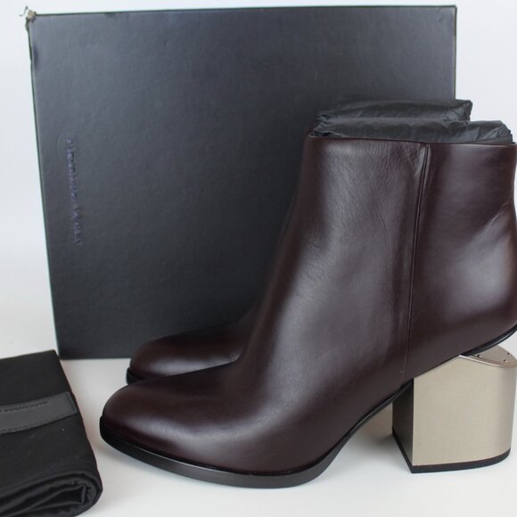 NEW Rare Alexander Wang Gabi Leather Ankle Boots | Cutout Heel | Iconic Designer - Picture 2 of 15